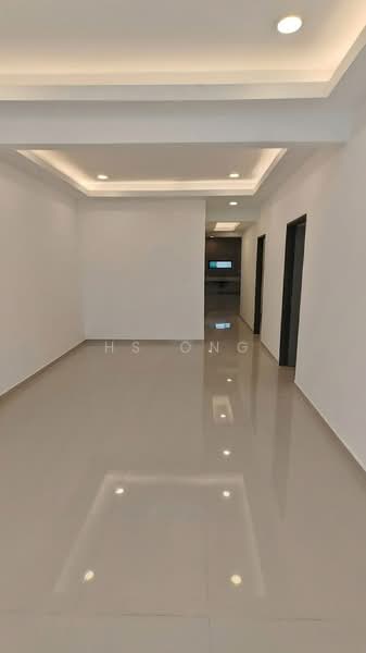Rumah Teres 1 Tingkat untuk Dijual di Klang (Selangor) - HS Ong - View from Living Room - PropertyGuru.com.my