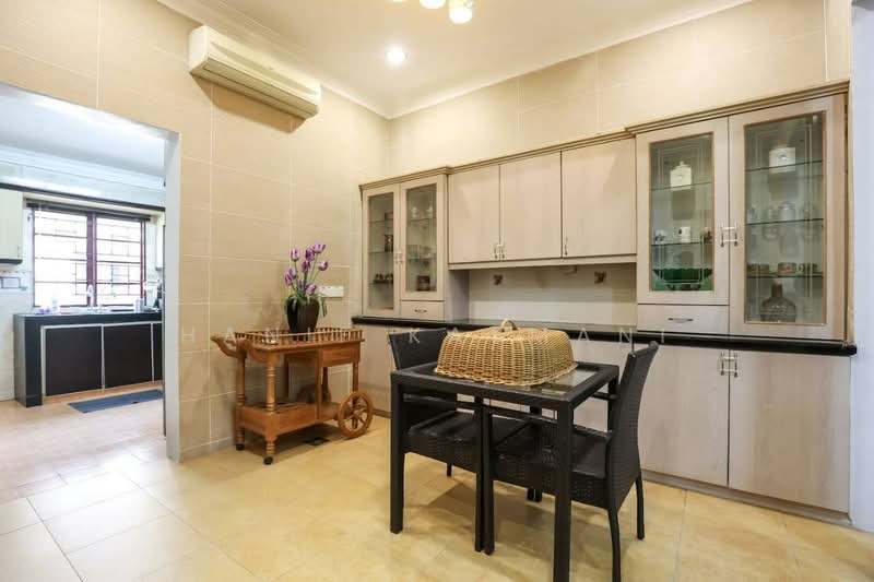 Rumah Teres 2 Tingkat untuk Dijual di Kota Damansara (Selangor) - Hanif Kasmani - Kitchen - PropertyGuru.com.my