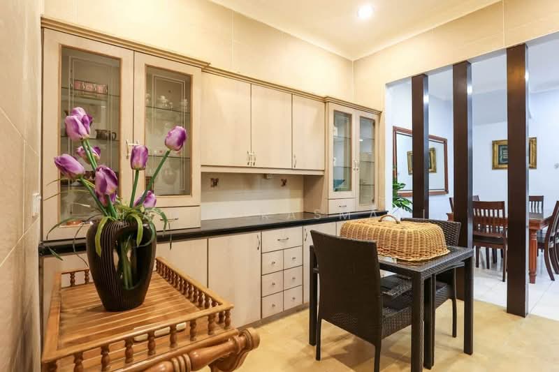 Rumah Teres 2 Tingkat untuk Dijual di Kota Damansara (Selangor) - Hanif Kasmani - Kitchen - PropertyGuru.com.my