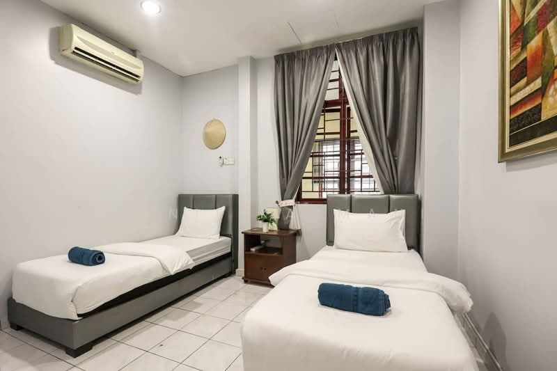 Rumah Teres 2 Tingkat untuk Dijual di Kota Damansara (Selangor) - Hanif Kasmani - Bedroom - PropertyGuru.com.my