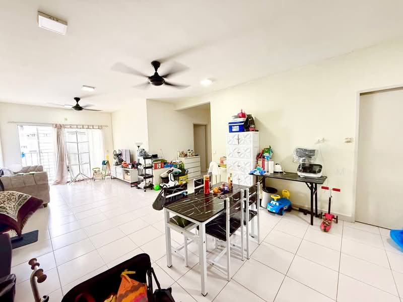 Apartment for Sale at D'Cerrum Apartment - Fauzan bin Sahrom - Living Room - PropertyGuru.com.my