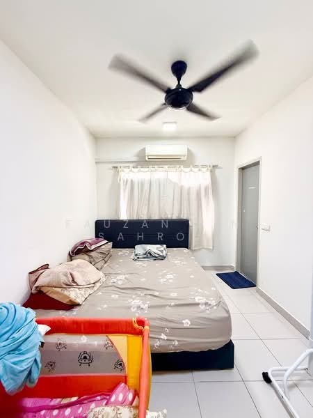 Apartment for Sale at D'Cerrum Apartment - Fauzan bin Sahrom - Bedroom - PropertyGuru.com.my