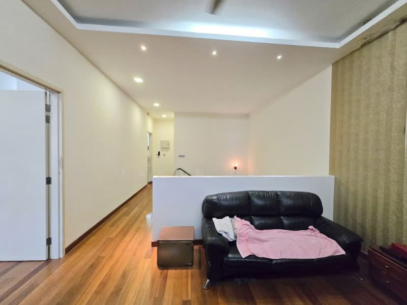 Semi-Detached House for Sale in Seri Kembangan (Selangor) - Jason Ooi - Living Room - PropertyGuru.com.my