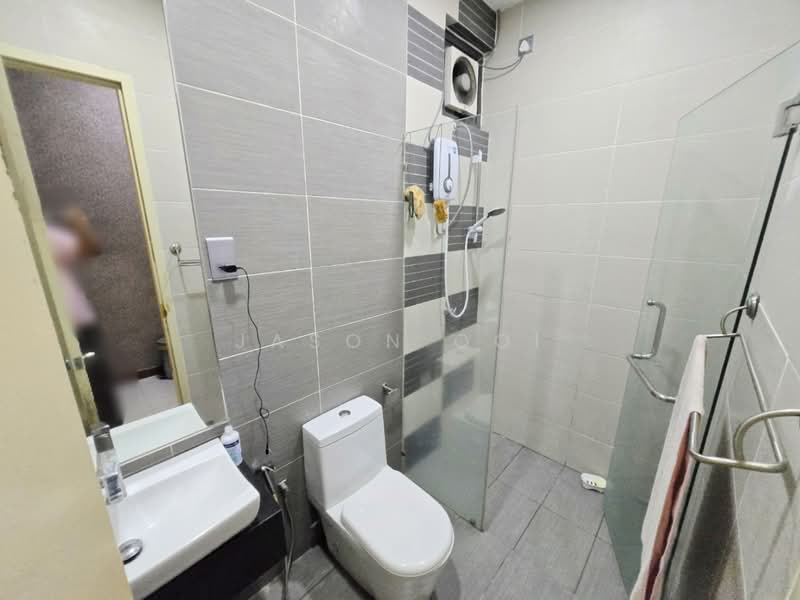 Semi-Detached House for Sale in Seri Kembangan (Selangor) - Jason Ooi - Bathroom - PropertyGuru.com.my