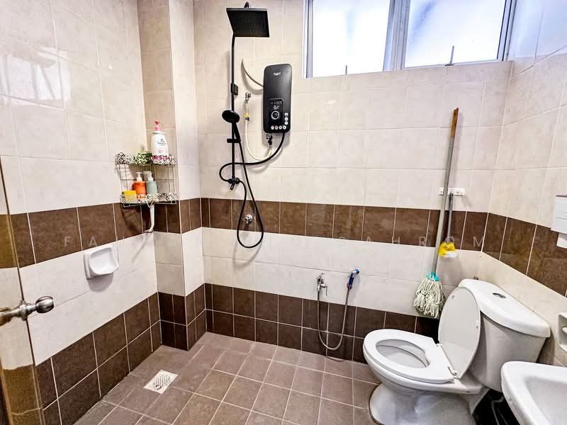 Rumah Teres 2 Tingkat untuk Dijual di Semenyih (Selangor) - Fauzan bin Sahrom - Bathroom - PropertyGuru.com.my