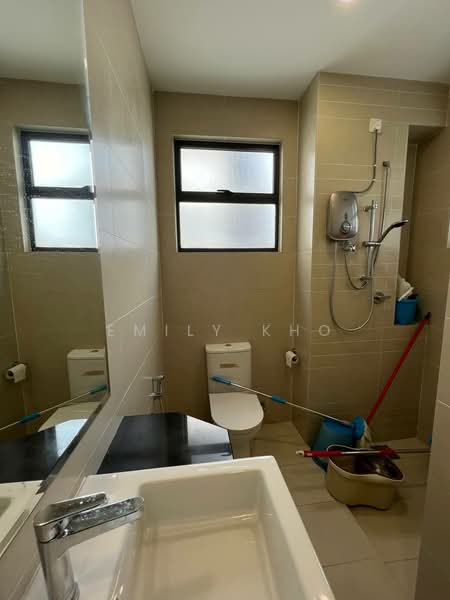 Kondominium untuk Disewa di Temasya Kasih - Emily Kho - Bathroom - PropertyGuru.com.my