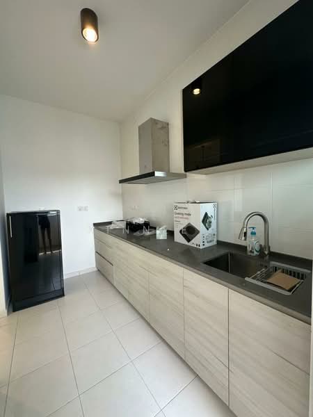 Condominium for Rent at i-Santorini - Xinnee . - Kitchen - PropertyGuru.com.my