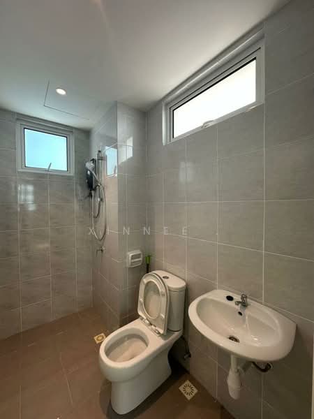 Condominium for Rent at i-Santorini - Xinnee . - Bathroom - PropertyGuru.com.my