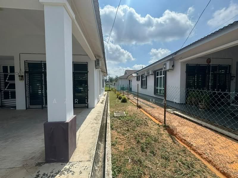 Semi-Detached House for Sale in Taman Kasturi (Gemencheh) - Azrul Othman - Exterior - PropertyGuru.com.my