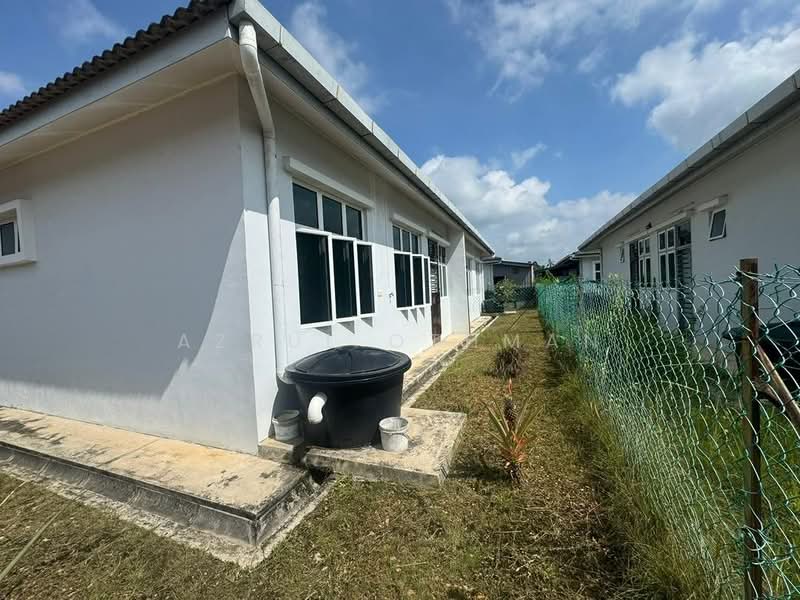 Semi-Detached House for Sale in Taman Kasturi (Gemencheh) - Azrul Othman - Exterior - PropertyGuru.com.my