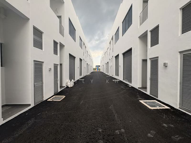 Kedai untuk Disewa di Shah Alam (Selangor) - Emily Kho - Exterior - PropertyGuru.com.my