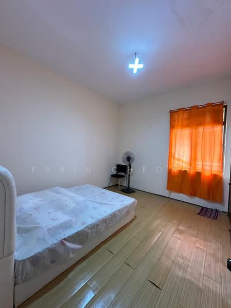 Cluster House for Sale in Bandar Putra (Kulai) - Frain Cheong - Bedroom - PropertyGuru.com.my