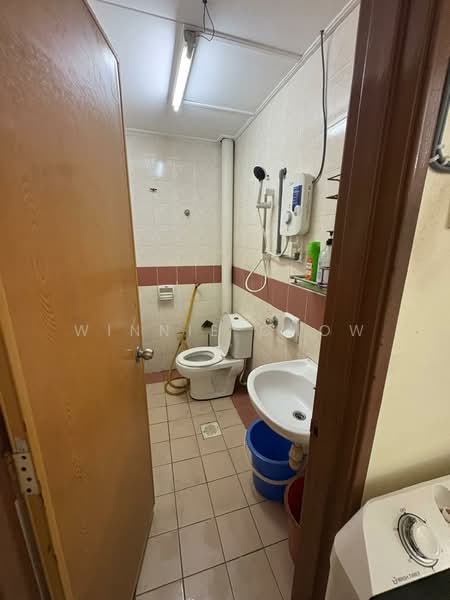 Rumah Teres 2 Tingkat untuk Dijual di Kota Kemuning (Shah Alam) - Winnie Chow - Bathroom - PropertyGuru.com.my