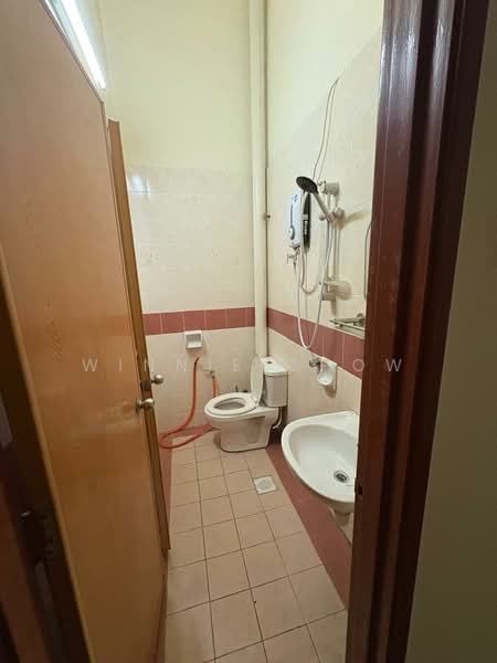 Rumah Teres 2 Tingkat untuk Dijual di Kota Kemuning (Shah Alam) - Winnie Chow - Bathroom - PropertyGuru.com.my