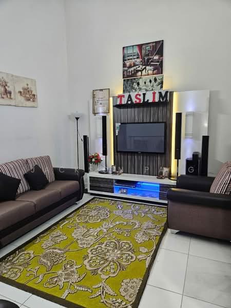 Rumah Teres 2 Tingkat untuk Dijual di Taman Lagenda Putra (Kulai) - Jackson Pang - Living Room - PropertyGuru.com.my