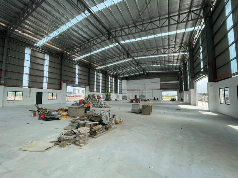 Factory for Rent in Eco Business Park V (Puncak Alam) - Dennis Tan - Interior - PropertyGuru.com.my