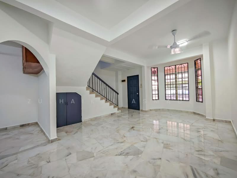 2-storey Terraced House for Sale in Bandar Bukit Puchong (Puchong) - Zulhaikal Asmadee - Living Room - PropertyGuru.com.my