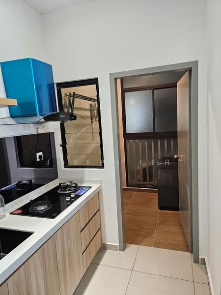 Servis Apartment untuk Dijual di B11 Parkland Residence - Joseph Teh - Kitchen - PropertyGuru.com.my