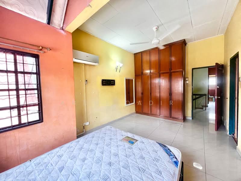2-storey Terraced House for Sale in Seksyen 4 (Bangi) - Abdul Qadir - PropertyGuru.com.my