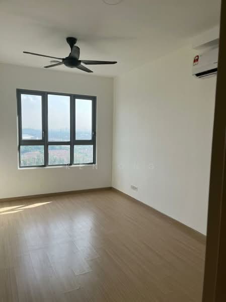 Service Residence for Rent at Gravit8, Klang - Ken Ong - Bedroom - PropertyGuru.com.my
