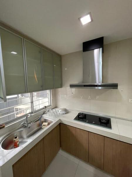 Rumah Teres 2-Tingkat untuk Disewa di Shah Alam (Selangor) - Elaine Yap - Kitchen - PropertyGuru.com.my