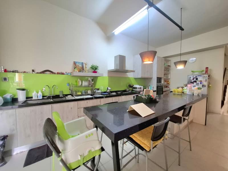 Semi-Detached House for Sale in Setia Damai (Setia Alam) - Sally Yong - Kitchen - PropertyGuru.com.my