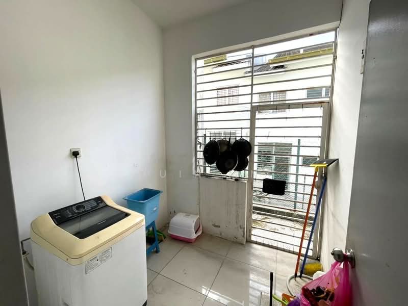 Rumah Teres 2 Tingkat untuk Dijual di Aman Putri (Sungai Buloh) - Muin Mn - Interior - PropertyGuru.com.my