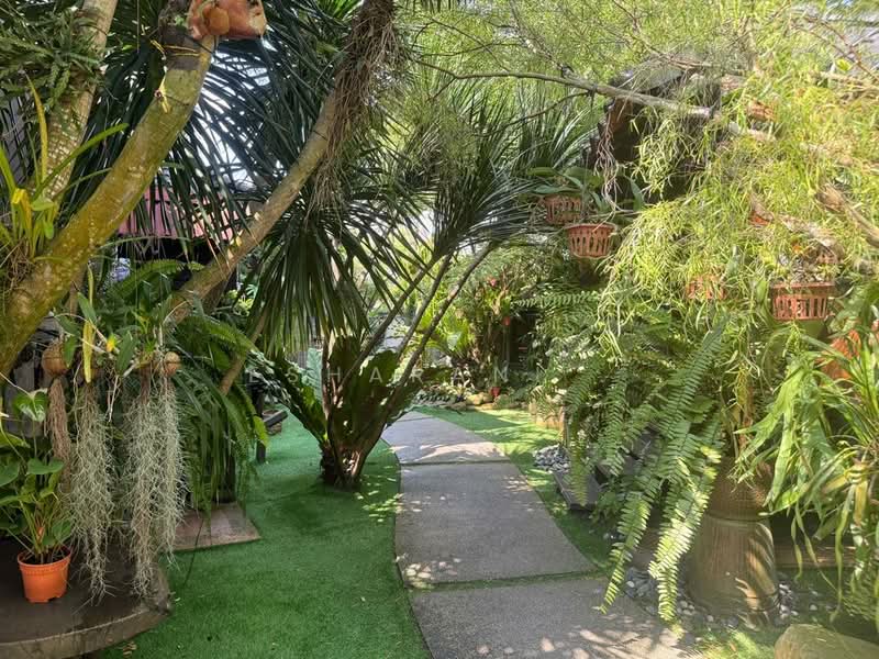 Semi-Detached House for Sale in Batu 9 (Cheras) - Esharani . - Garden - PropertyGuru.com.my