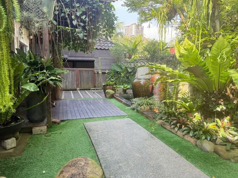 Semi-Detached House for Sale in Batu 9 (Cheras) - Esharani . - Garden - PropertyGuru.com.my
