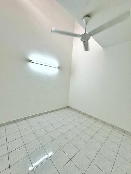 For Rent - Taman Pelangi Indah