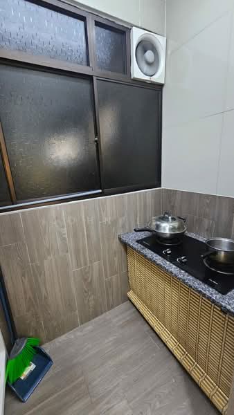 Service Residence for Rent at Geo Bukit Rimau - John Lee - Kitchen - PropertyGuru.com.my