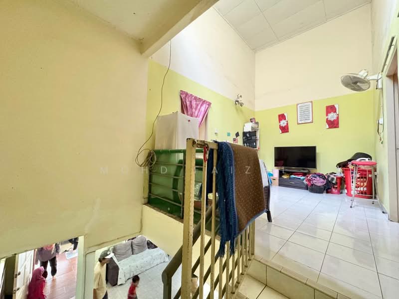 Rumah Teres 2 Tingkat untuk Dijual di Kajang (Selangor) - Mohd Faizal - Living Room - PropertyGuru.com.my