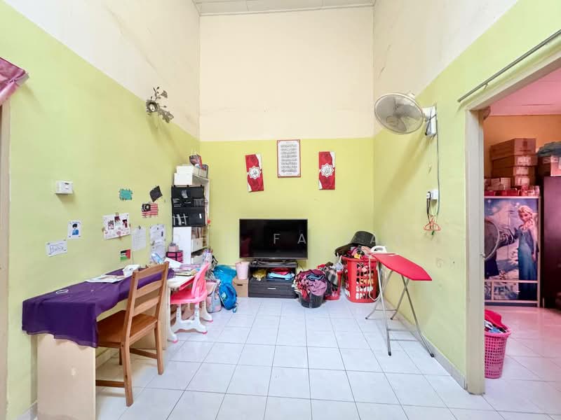 Rumah Teres 2 Tingkat untuk Dijual di Kajang (Selangor) - Mohd Faizal - Study - PropertyGuru.com.my