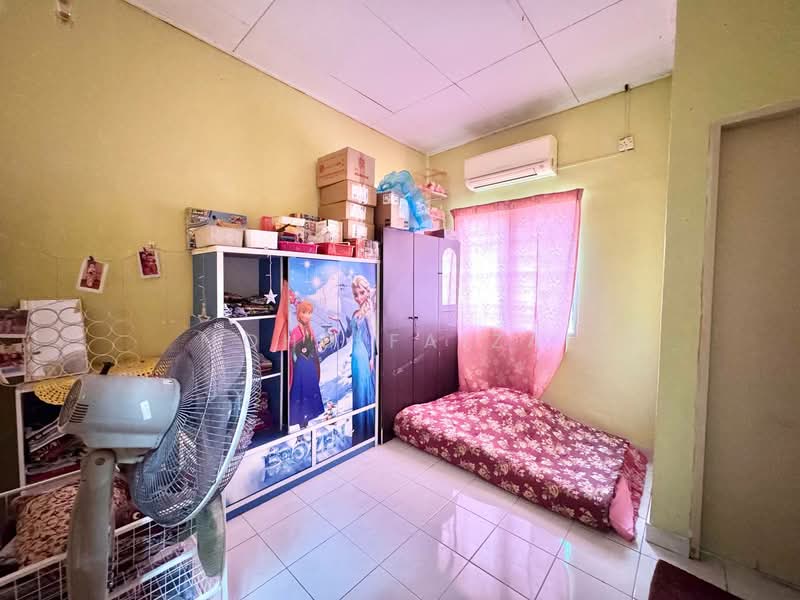Rumah Teres 2 Tingkat untuk Dijual di Kajang (Selangor) - Mohd Faizal - Bedroom - PropertyGuru.com.my