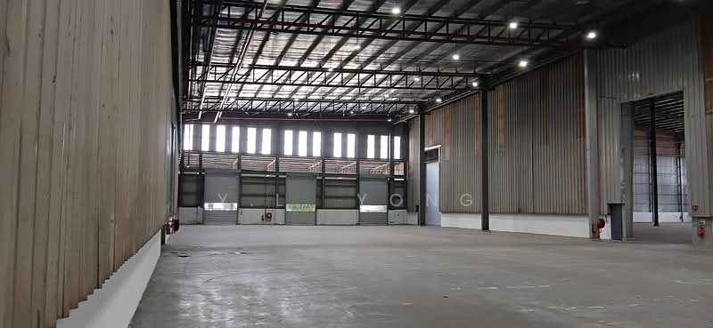 Warehouse for Rent in Bukit Jelutong (Shah Alam) - Y.L. Yong - Interior - PropertyGuru.com.my