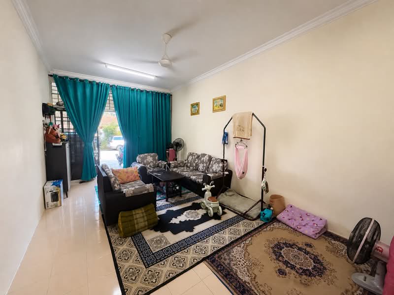 Rumah Berkembar untuk Dijual di Baling (Kedah) - Hasnizam . - Living Room - PropertyGuru.com.my