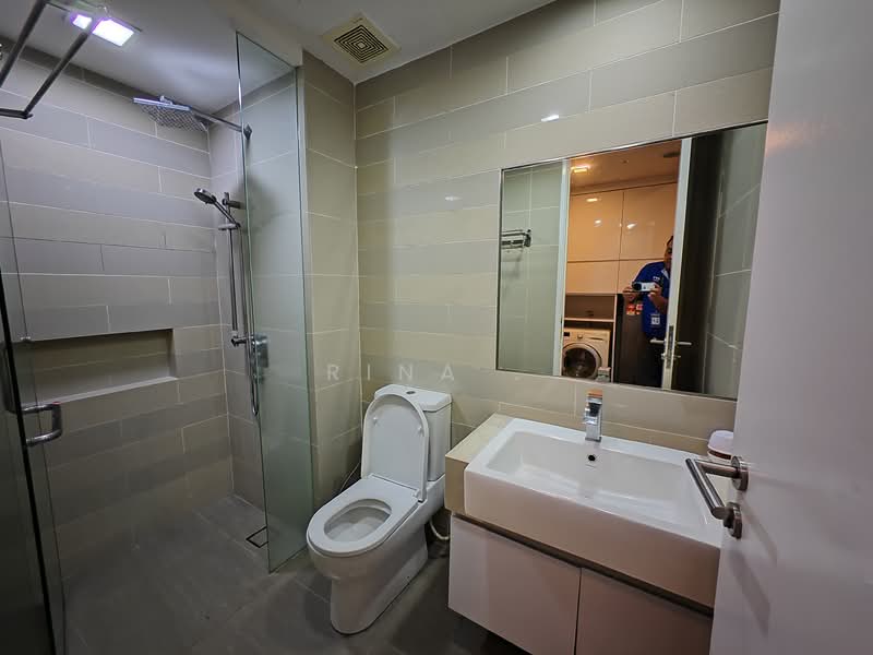 Service Residence for Sale at Ramada (One @ Bukit Ceylon) - Rina . - Bathroom - PropertyGuru.com.my