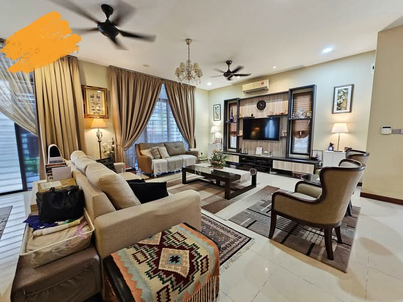 Semi-Detached House for Sale in Seri Kembangan (Selangor) - Jason Ooi - Living Room - PropertyGuru.com.my