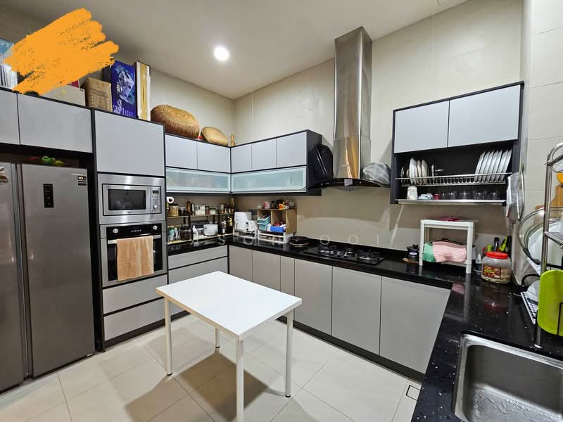 Semi-Detached House for Sale in Seri Kembangan (Selangor) - Jason Ooi - Kitchen - PropertyGuru.com.my