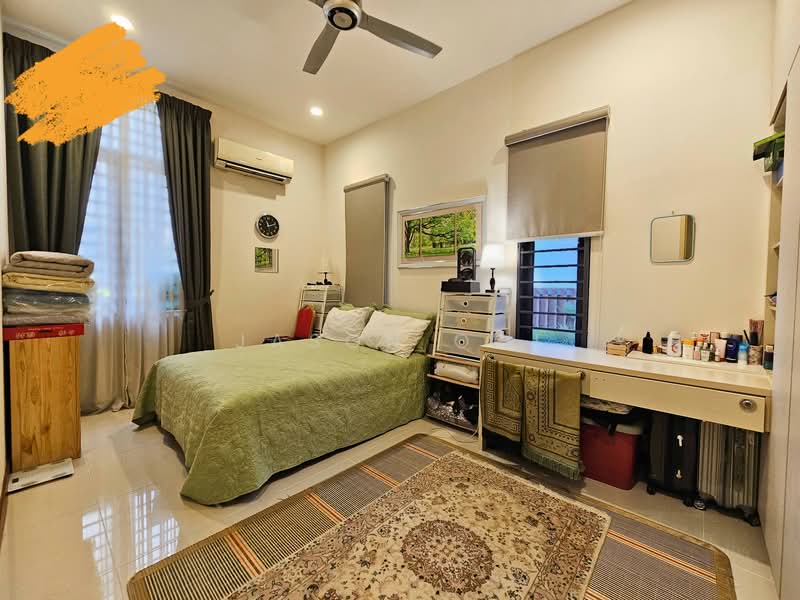Semi-Detached House for Sale in Seri Kembangan (Selangor) - Jason Ooi - Bedroom - PropertyGuru.com.my
