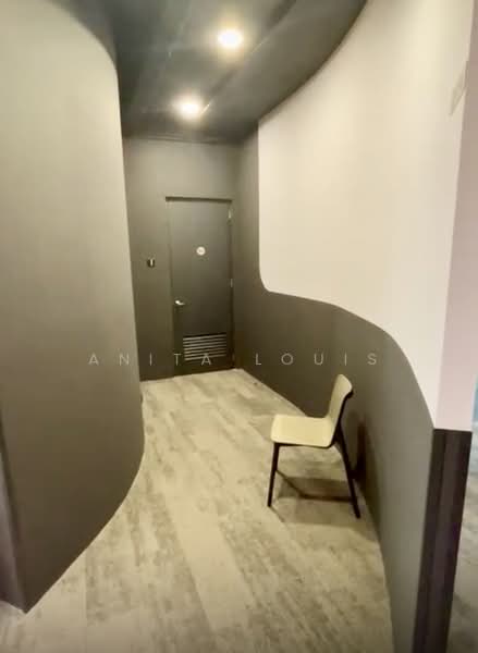 Kedai / Pejabat untuk Dijual di Bandar Sri Damansara (Selangor) - Anita Louis - Corridor - PropertyGuru.com.my