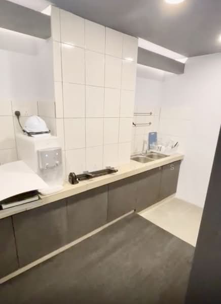 Kedai / Pejabat untuk Dijual di Bandar Sri Damansara (Selangor) - Anita Louis - Kitchen - PropertyGuru.com.my