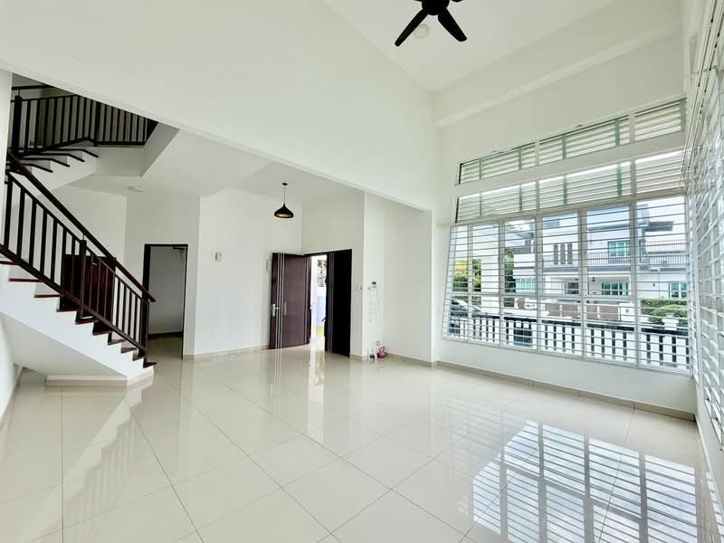 Bungalow for Sale in Sungai Merab (Dengkil) - Alif Saad - Living Room - PropertyGuru.com.my