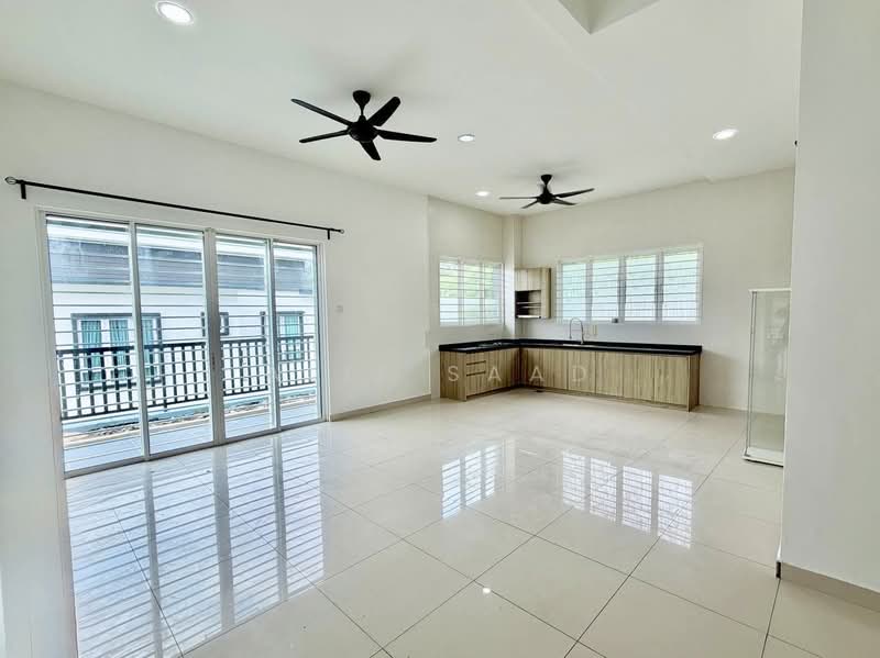 Bungalow for Sale in Sungai Merab (Dengkil) - Alif Saad - Living Room - PropertyGuru.com.my