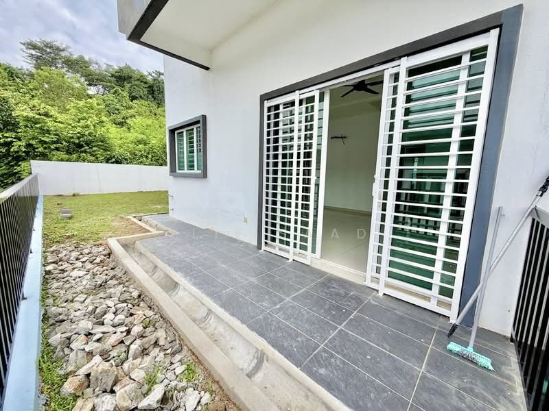 Bungalow for Sale in Sungai Merab (Dengkil) - Alif Saad - Exterior - PropertyGuru.com.my
