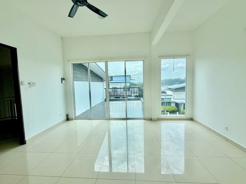 Bungalow for Sale in Sungai Merab (Dengkil) - Alif Saad - Living Room - PropertyGuru.com.my
