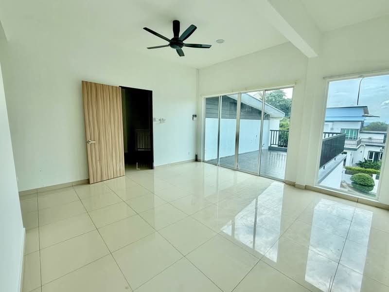 Bungalow for Sale in Sungai Merab (Dengkil) - Alif Saad - Living Room - PropertyGuru.com.my
