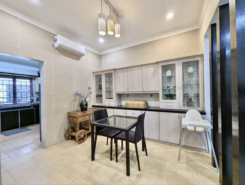 Rumah Teres 2 Tingkat untuk Dijual di Seksyen 5 (Kota Damansara) - Syafiq Sharifudin - Kitchen - PropertyGuru.com.my