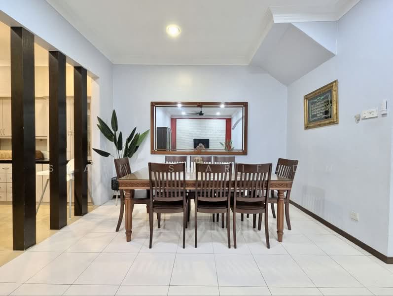 Rumah Teres 2 Tingkat untuk Dijual di Seksyen 5 (Kota Damansara) - Syafiq Sharifudin - Dining Room - PropertyGuru.com.my