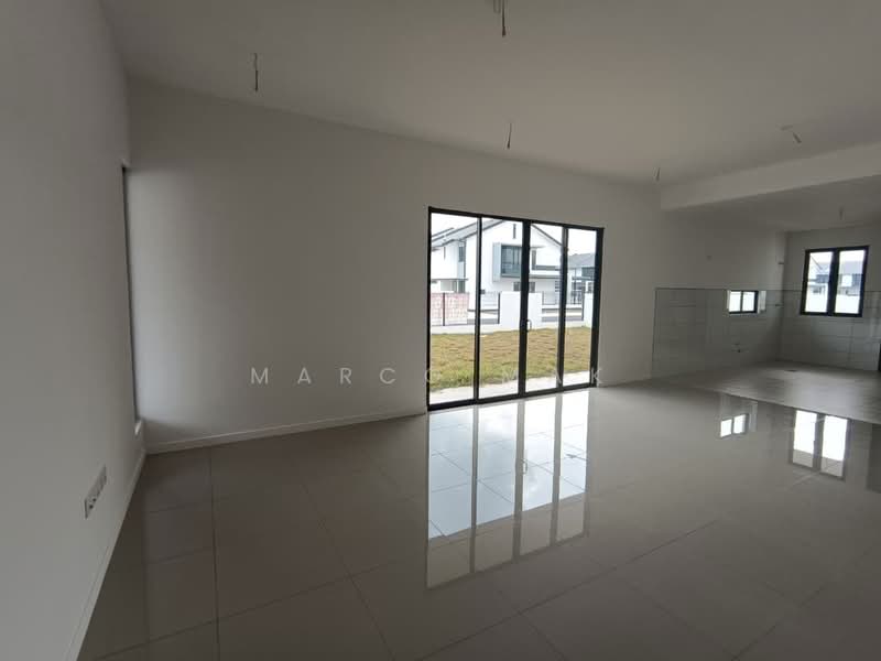 2-storey Terraced House for Sale in Klang (Selangor) - Marco Mak - Living Room - PropertyGuru.com.my